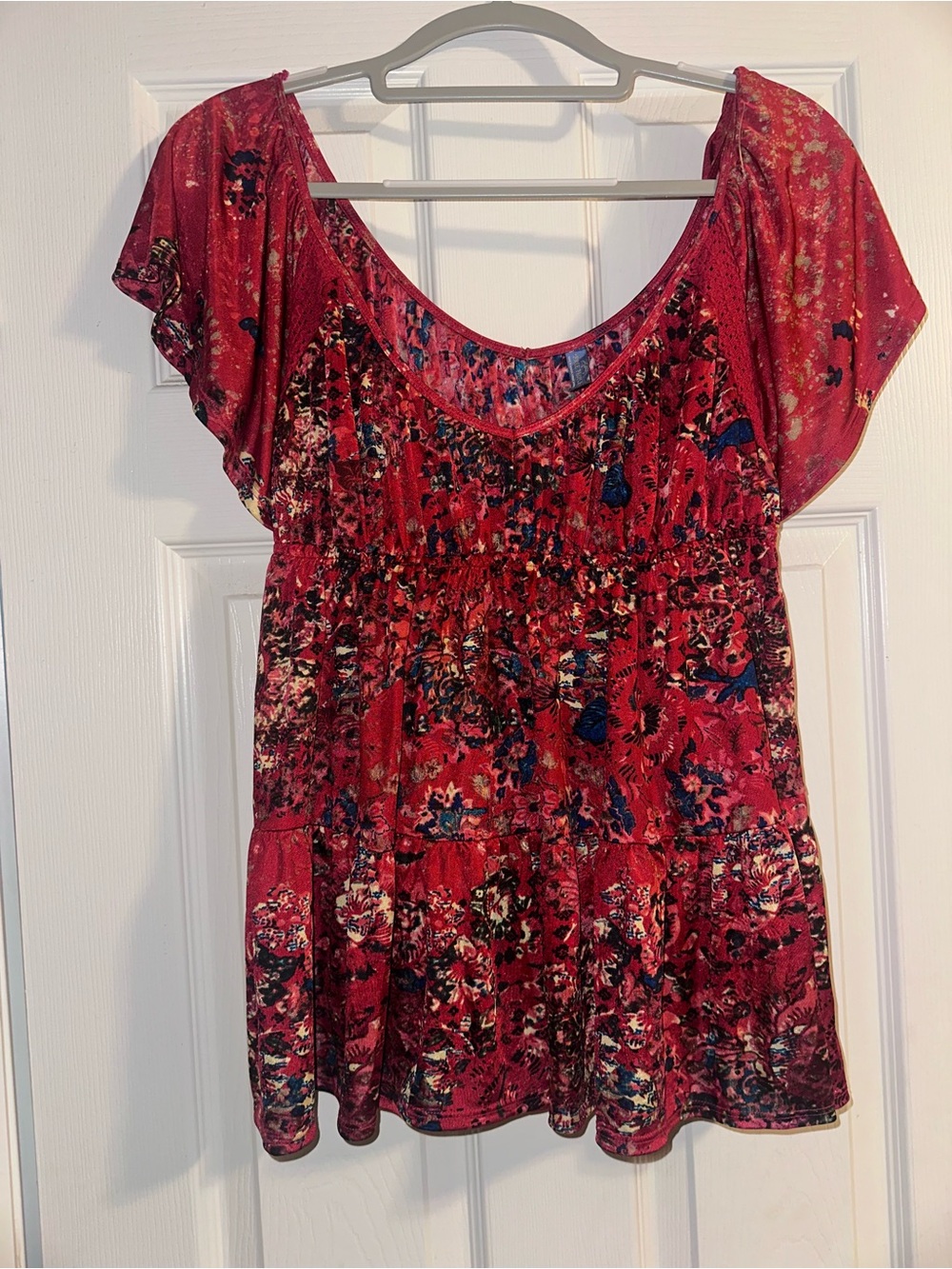 Free People Red Floral Scoop-Neck Flutter Sleeve Tunic